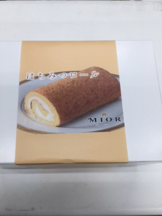 ロールケーキ ロールケーキ